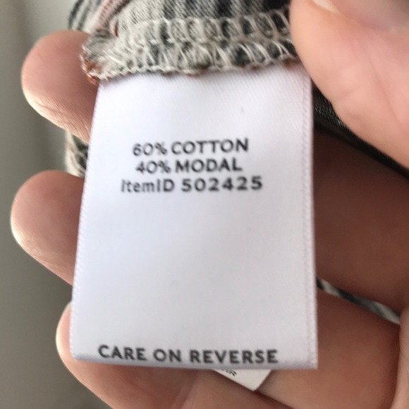 LLBean Signature Tee - Picture 4 of 4